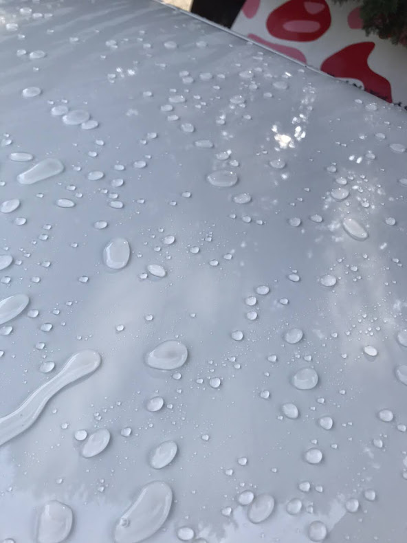 愛車の輝きを維持するポリマーコーティング